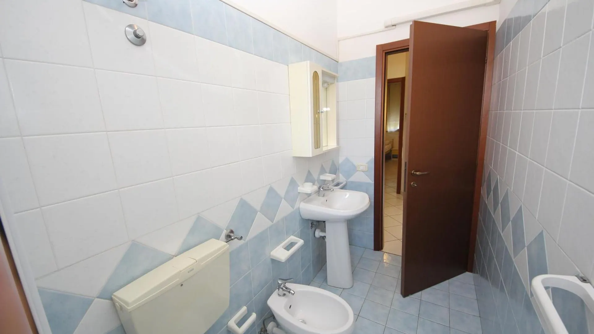 Cozy 3 Room Flat In Rosolina With Shared Pool Rosolina Mare 0*,  Italy